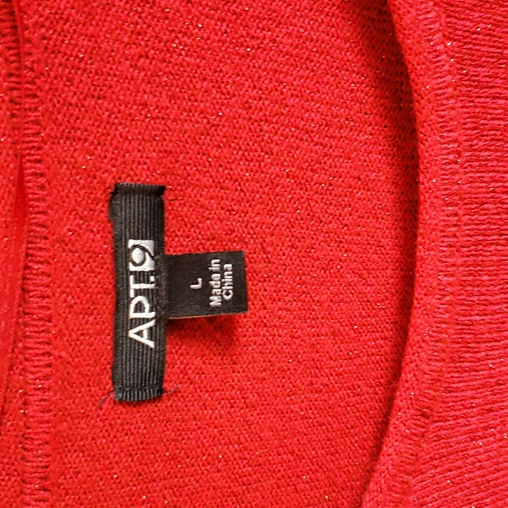 Ladie's Sweater